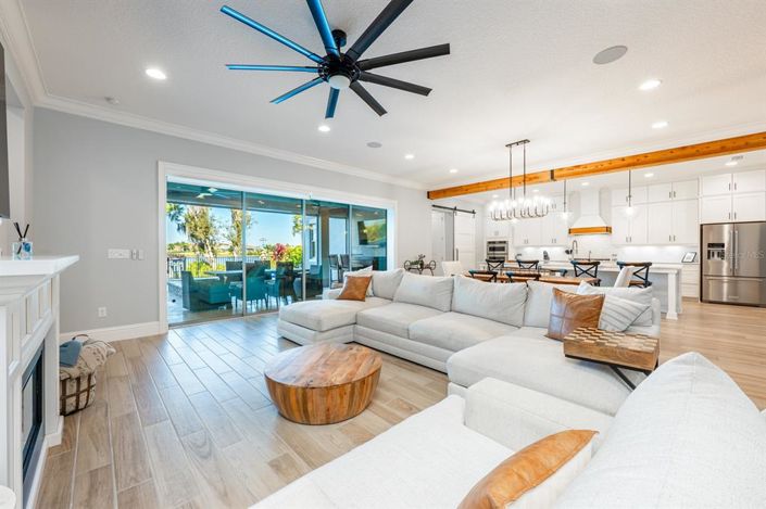 Image No.10-5 Bed House for sale