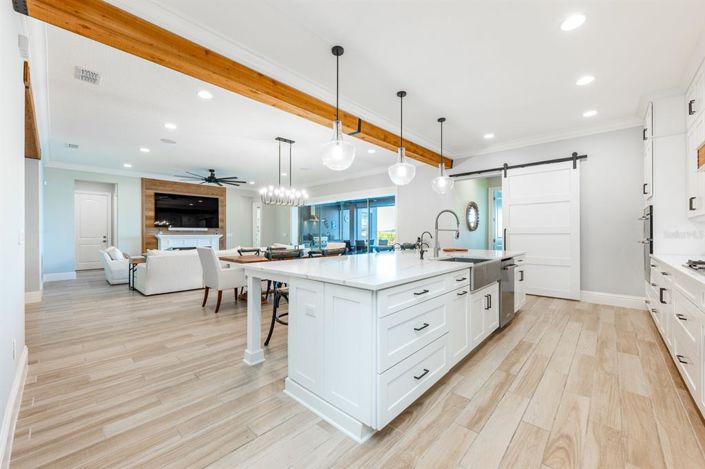 Image No.15-5 Bed House for sale