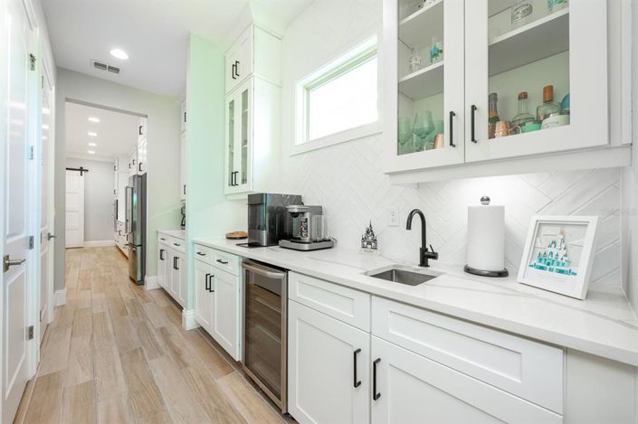 Image No.16-5 Bed House for sale