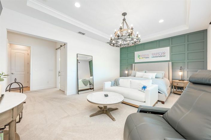 Image No.21-5 Bed House for sale