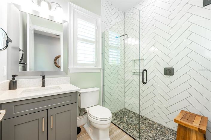 Image No.28-5 Bed House for sale