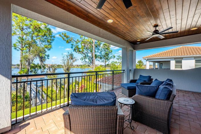 Image No.30-5 Bed House for sale