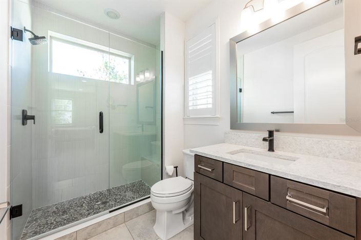 Image No.32-5 Bed House for sale