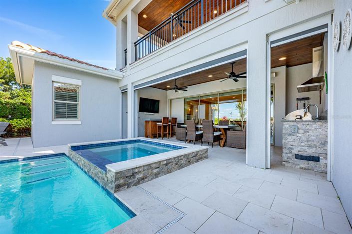 Image No.39-5 Bed House for sale