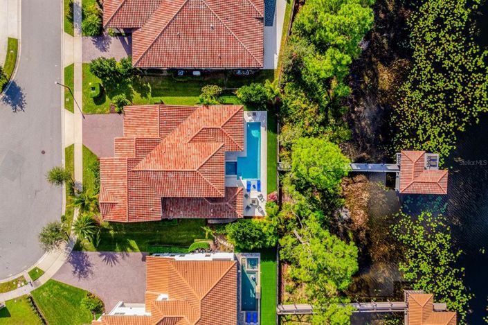 Image No.45-5 Bed House for sale