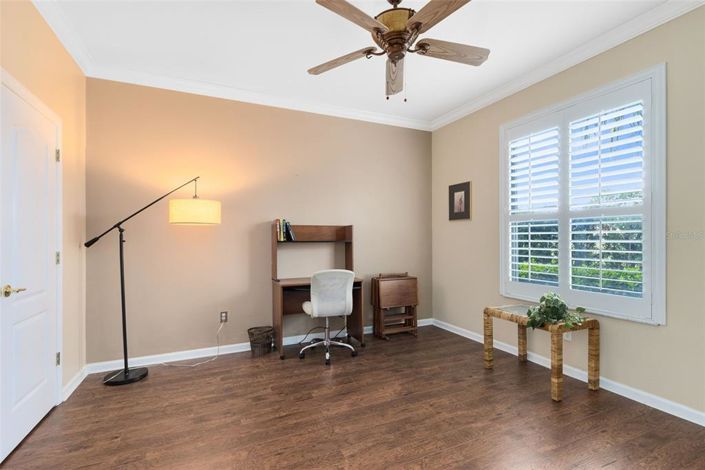 Image No.19-3 Bed House for sale