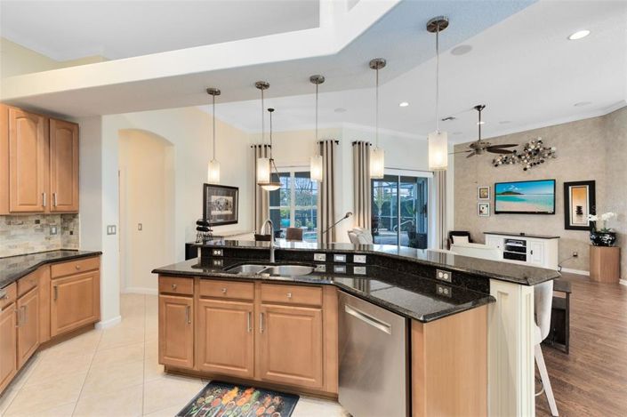 Image No.9-3 Bed House for sale