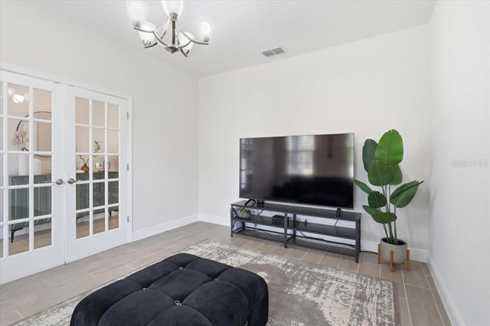 Image No.24-4 Bed House for sale