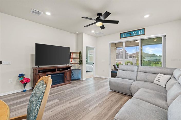 Image No.15-2 Bed Villa for sale