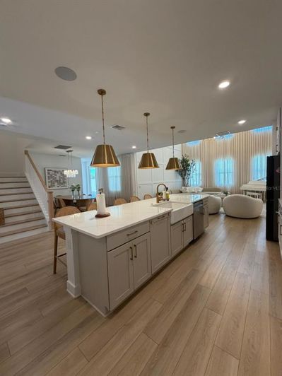 Image No.12-5 Bed House for sale