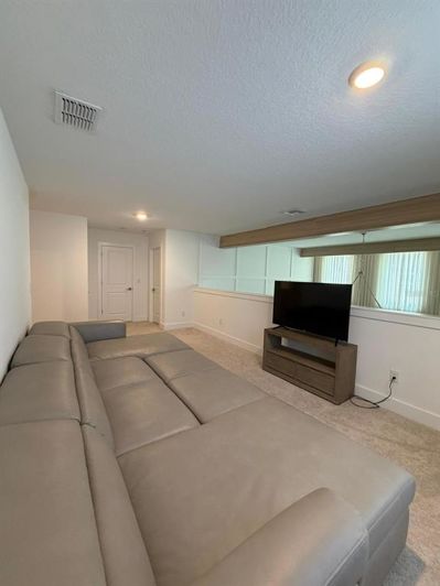 Image No.19-5 Bed House for sale