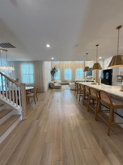 Image No.7-5 Bed House for sale