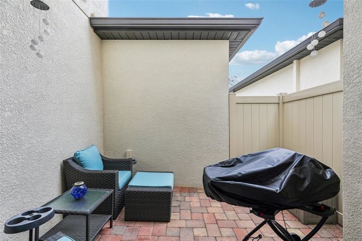 Image No.22-3 Bed Townhouse for sale