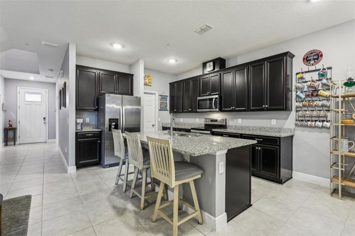 Image No.4-3 Bed Townhouse for sale