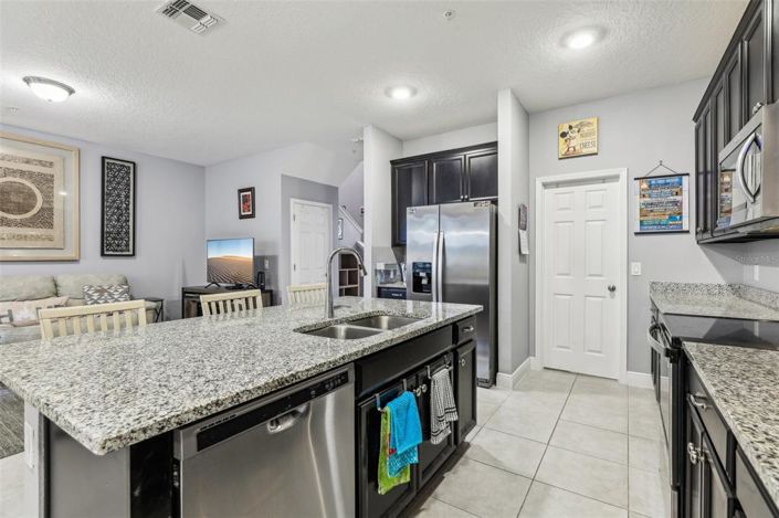 Image No.6-3 Bed Townhouse for sale