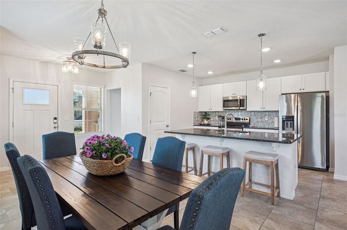 Image No.11-3 Bed Townhouse for sale