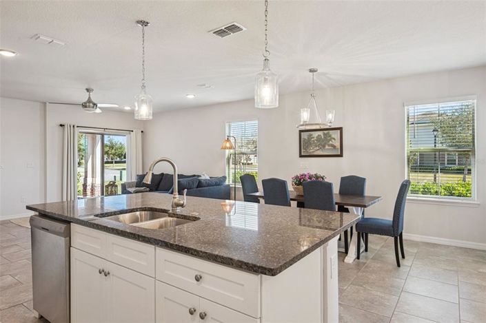 Image No.14-3 Bed Townhouse for sale