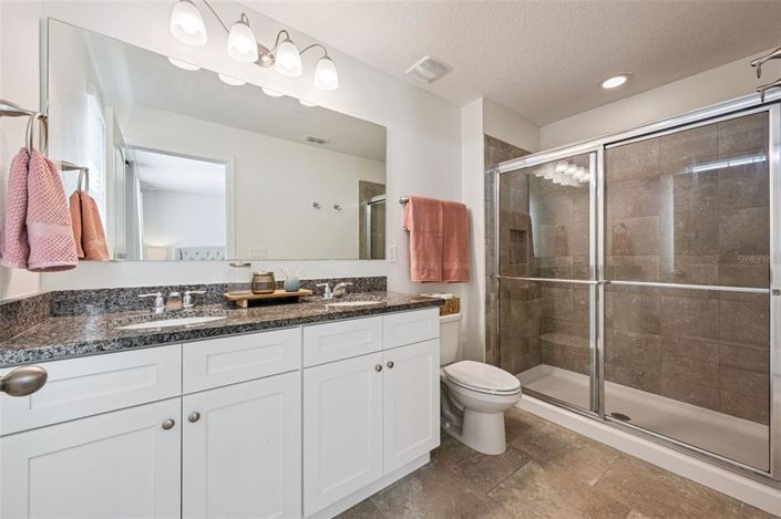 Image No.24-3 Bed Townhouse for sale