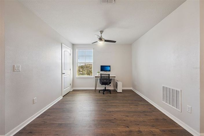 Image No.33-3 Bed Townhouse for sale