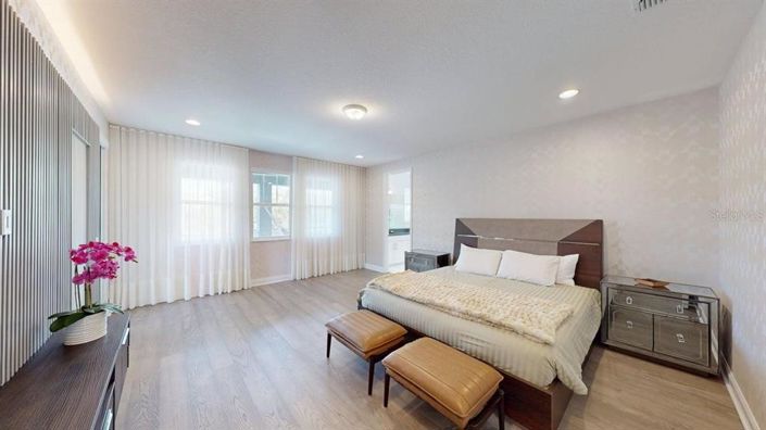 Image No.30-5 Bed House for sale