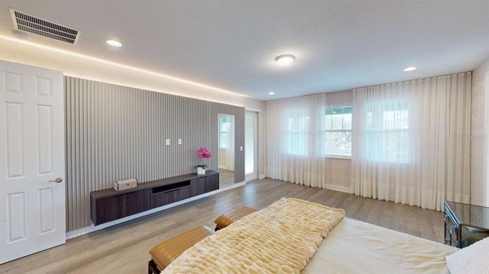 Image No.31-5 Bed House for sale