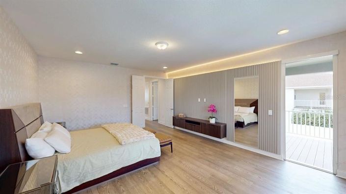 Image No.32-5 Bed House for sale