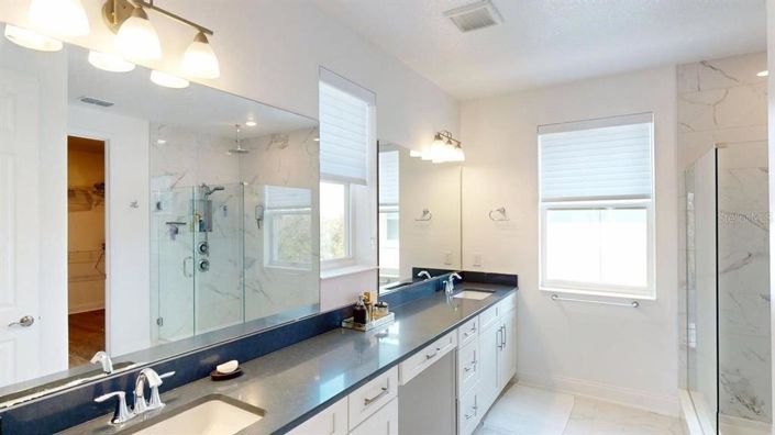 Image No.33-5 Bed House for sale