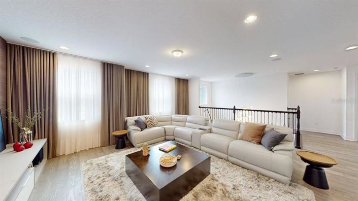 Image No.48-5 Bed House for sale