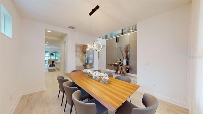 Image No.6-5 Bed House for sale