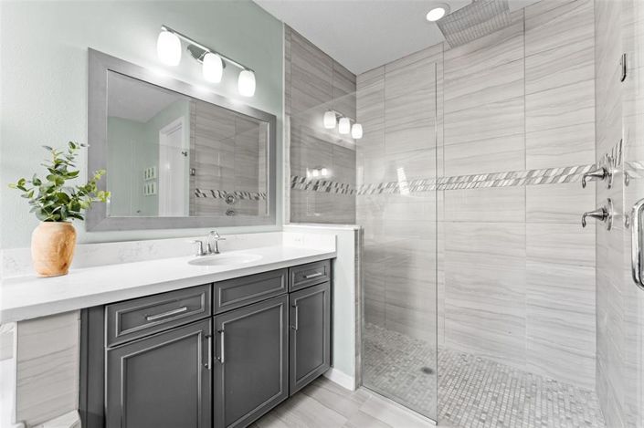 Image No.20-5 Bed House for sale