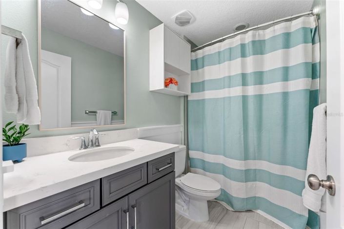 Image No.26-5 Bed House for sale