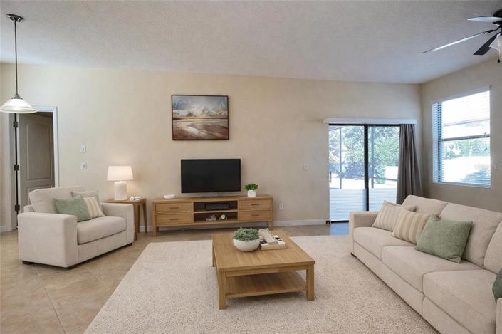 Image No.14-5 Bed House for sale