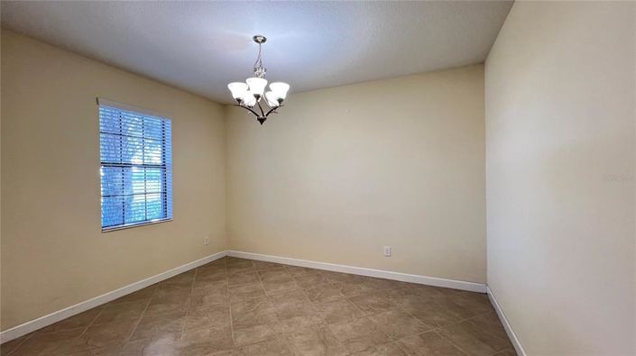 Image No.21-5 Bed House for sale