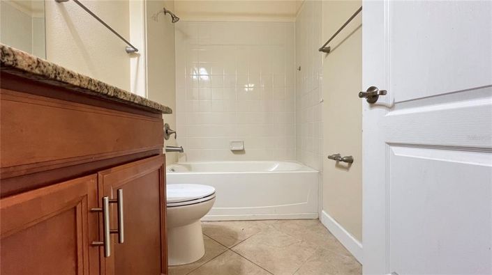 Image No.27-5 Bed House for sale