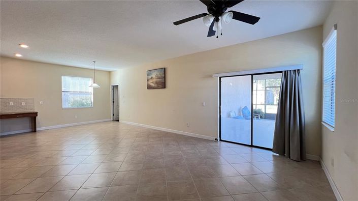 Image No.40-5 Bed House for sale