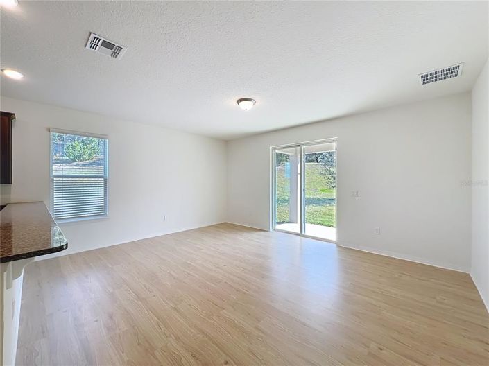 Image No.21-5 Bed House for sale