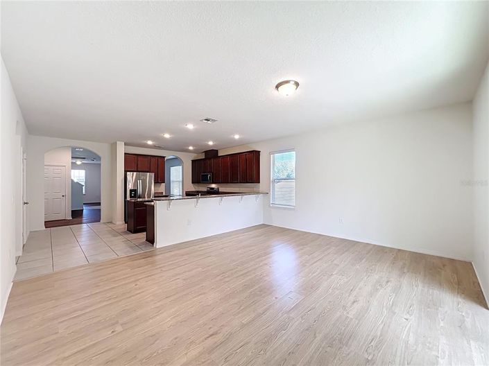 Image No.25-5 Bed House for sale