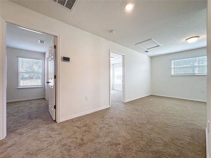 Image No.26-5 Bed House for sale