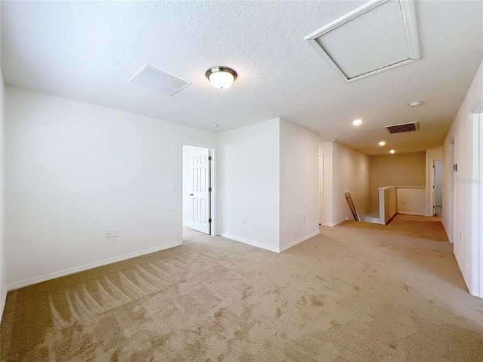 Image No.30-5 Bed House for sale