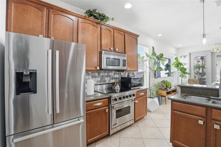 Image No.18-4 Bed Townhouse for sale