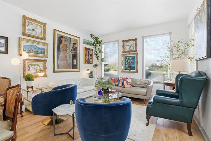 Image No.8-4 Bed Townhouse for sale