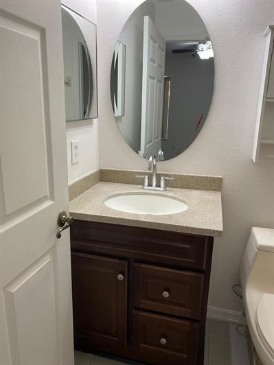 Image No.10-3 Bed Townhouse for sale