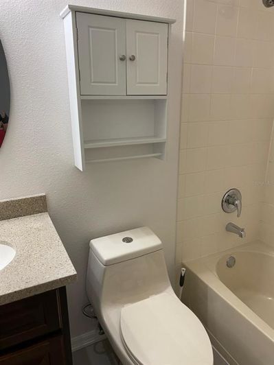 Image No.13-3 Bed Townhouse for sale