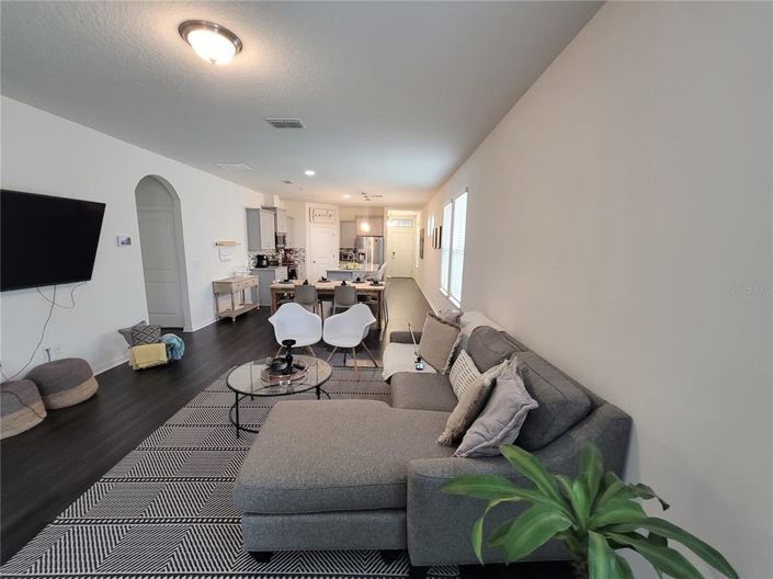 Image No.9-3 Bed House for sale