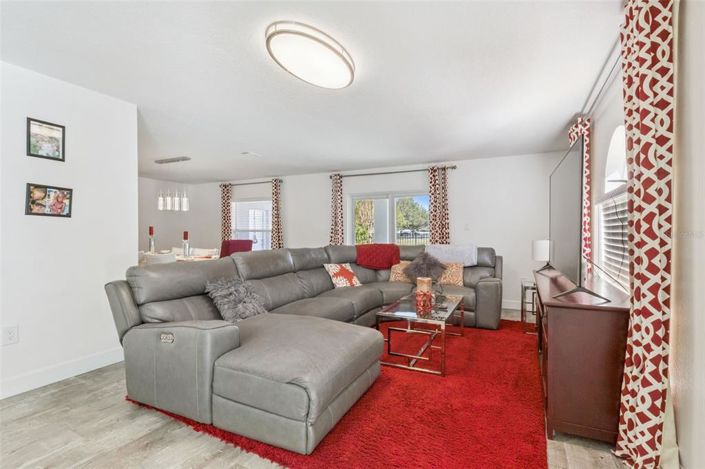 Image No.3-Maison de 5 chambres à vendre à Saint John