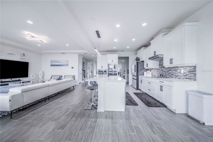 Image No.12-5 Bed House for sale