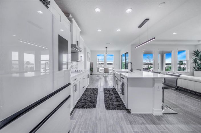 Image No.16-5 Bed House for sale