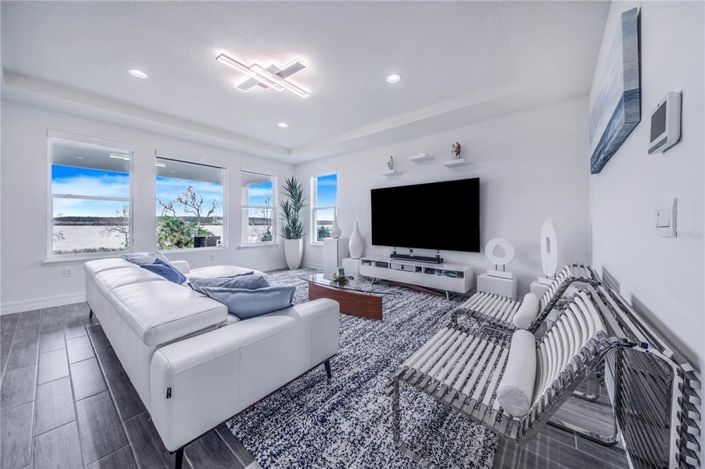 Image No.21-5 Bed House for sale