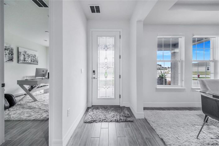 Image No.27-5 Bed House for sale