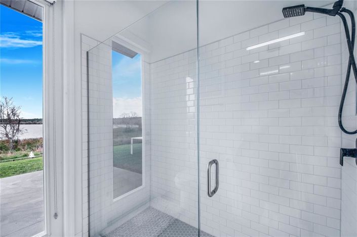 Image No.30-5 Bed House for sale